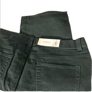 Green Slimming Classic Fit Straight Leg Jean